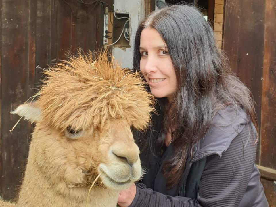 Elena mit Llama